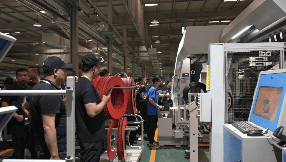 華盛輪胎廣饒展大放異彩，四大展位黑科技新品彰顯國產實力